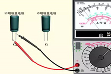 如何用万用表电阻档检查电容器的好坏